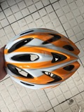 [转卖]BaseCamp 户外运动山地自行车一体成型G单车骑行安全头盔