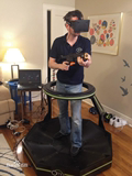 Virtuix Omni 配套Oculus Rift的跑步机 用身体控制游戏