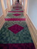 混色PVC方块地毯办公室地毯台球室宾馆卧室客厅防火隔音地毯50X50