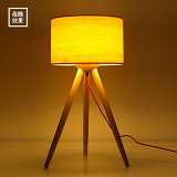 简约现代木艺灯创意三角支架木头台灯简约实木台灯卧室床头木灯饰