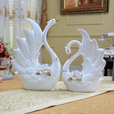 陶瓷结婚礼物创意卧室摆件家居装饰品天鹅工艺品欧式摆设新婚礼品