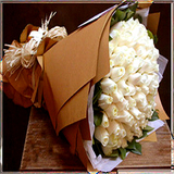 99朵白玫瑰生日求婚纪念日大连鲜花同城速递沈阳鞍山开发区花店