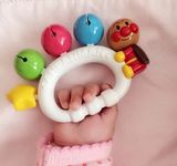 现货包邮 日本进口面包超人婴儿童安抚早教彩色手摇铃铛彩色玩具