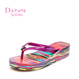 Daphne/达芙妮2015夏凉鞋正品 中跟沙滩女凉拖鞋人字拖1515303003