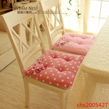 坐垫可爱卡通猫珊瑚绒办公椅垫厚款沙发垫餐桌垫椅子垫