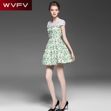 WVFV2016秋季新品圆领短袖波点印花绿色蕾丝拼接修身显瘦连衣裙秋
