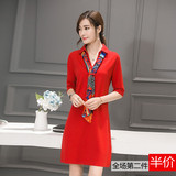 夏装新款通勤韩版修身显瘦V领直筒裙衬衫裙红色连衣裙中袖送丝巾