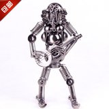 热卖纯金属机器人模型铁血战士兵音乐铁人摆件铁艺装饰创意工艺品