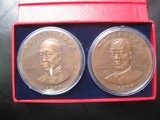 上币厂93年 吴昌硕沙孟海大铜章 西冷印社成立90周年纪念章1套2枚