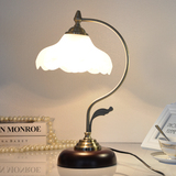 创意时尚现代简约可调光开关卧室客厅婚房电脑桌美式田园LED台灯