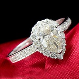 盛尊珠宝 18K金50分豪华群镶水滴梨形钻石戒指正品结婚钻戒女