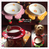 包邮仿日本小花碗宠物狗碗猫碗高脚陶瓷碗草莓碗架泰迪狗盆带餐桌