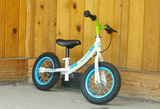 小猪亨瑞儿童平衡车无脚踏自行车12寸童车新年价到大促包邮敢买吗