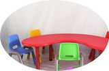 日本购幼儿园桌椅 儿童塑料学习桌子 半圆月亮桌 玩具升降桌 弯形