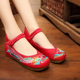 老北京布鞋女夏季新款中跟休闲透气单鞋子红色婚鞋子凤凰绣花鞋子