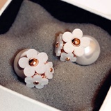 韩国代购小雏菊花朵珍珠水钻耳钉 气质前后双面珍珠夸张大耳环