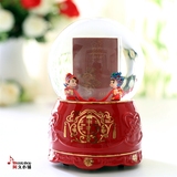 台湾JARLL 可爱新郎新娘相框水晶球音乐盒创意八音盒闺蜜结婚礼物