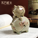 东方泥土 陶瓷手绘小猪摆件 办公室书房酒柜桌面装饰品/快乐小猪