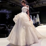 2015冬季新款韩式修身一字肩新娘婚纱礼服长拖尾复古蕾丝大码定制