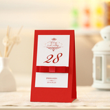 结婚桌卡婚礼创意席位卡 个性定制台卡 红色主题婚礼丝带珠光席卡