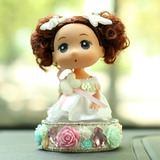 摩登娃娃可爱汽车香水座式香水摆件镶钻时尚创意车载车用车上用品
