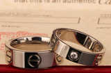 香港代购Cartier/卡地亚18k金love螺丝单钻无钻结婚对戒男女戒指