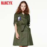 Nancyk2016春装新品收腰中长款休闲时尚纯色长袖工装风翻领风衣女
