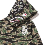【国内现货】零六夏初日本代购 bape 绿迷彩虎纹将军鲨鱼卫衣外套