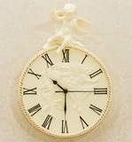 欧式经典挂钟创意田园时尚客厅时钟现代卧室静音树脂天使钟表壁钟