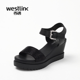 Westlink西遇女鞋2016夏季新款真皮坡跟露趾一字带高跟女士凉鞋