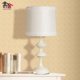 现代简约时尚装饰台灯 温馨铁艺白色花边美式创意书房卧室床头灯