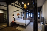 新中式老榆木四柱床现代中式实木柱子床卧室双人床客栈酒店架子床