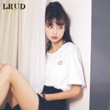 LRUD2016夏季新款韩版原宿风笑脸刺绣短袖T恤女宽松纯色休闲上衣