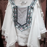 夏季女装韩版时尚民族风刺绣气质蕾丝拼接短袖上衣女露肩雪纺衫