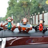 可爱汽车摆件猴子卡通创意车载公仔摆设小玩偶小摆件可放手机导航
