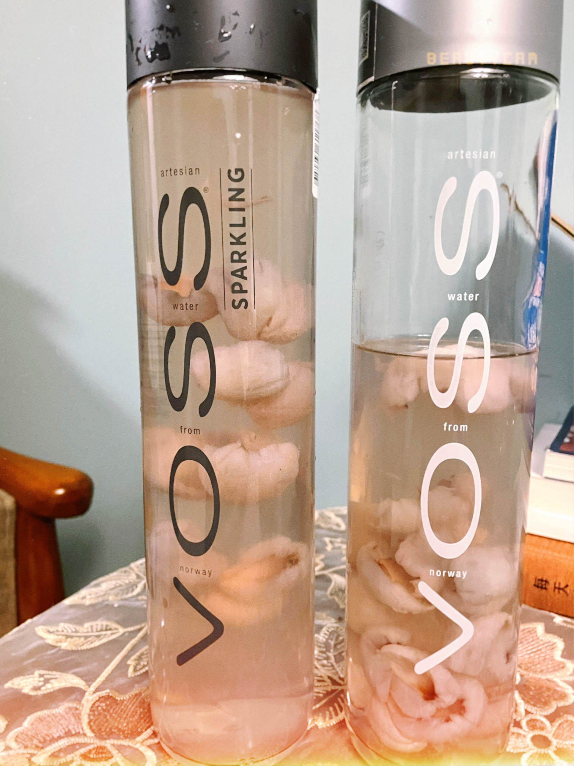 voss矿泉水玻璃瓶500/800ml进口芙丝天然弱碱性水无糖