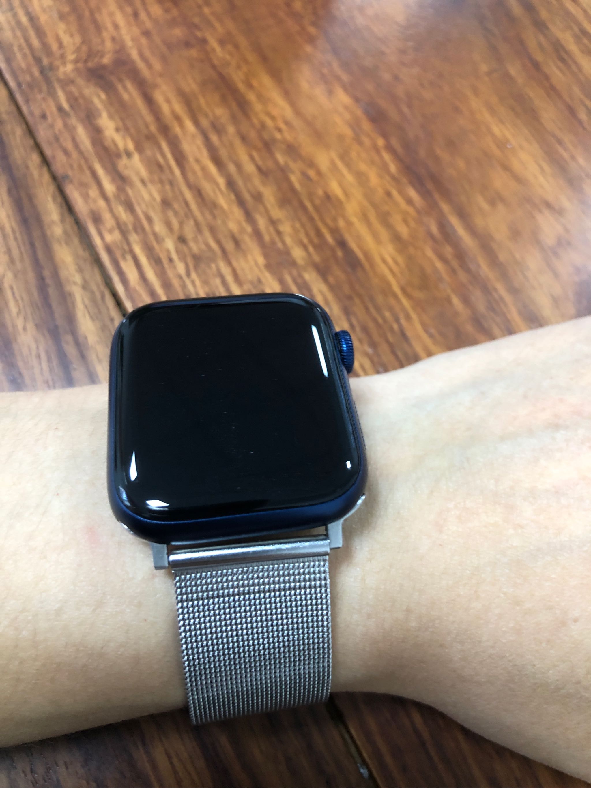 适用苹果s7手表apple watch表带s6米兰尼斯卡扣iwatch6/3/2/4/se/5代