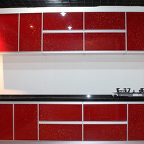 中国红色上海厨房橱柜晶钢门板石英石台面整体定制金刚板