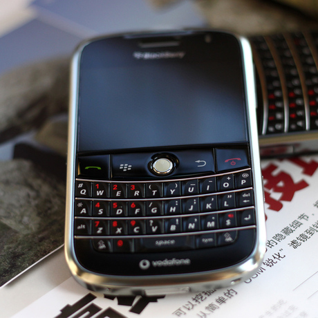 blackberry/黑莓 bold 9000 原装机 论坛商家 不断网 保一年