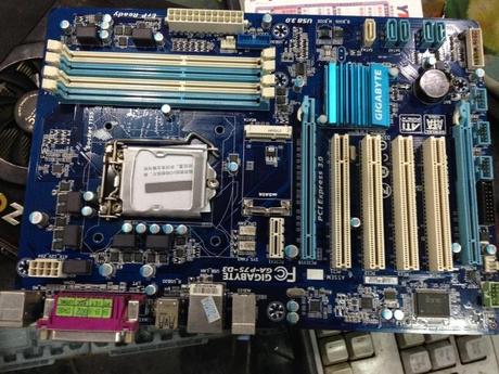 gigabyte/技嘉ga-p75-d3 大板1155针ddr3支持单8g sata3 usb3 b75