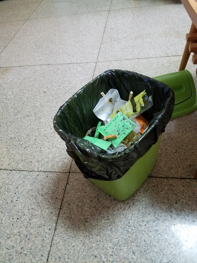 麦恩诗垃圾袋家用手提式加厚批发大号实惠装背心厨房超黑色塑料袋