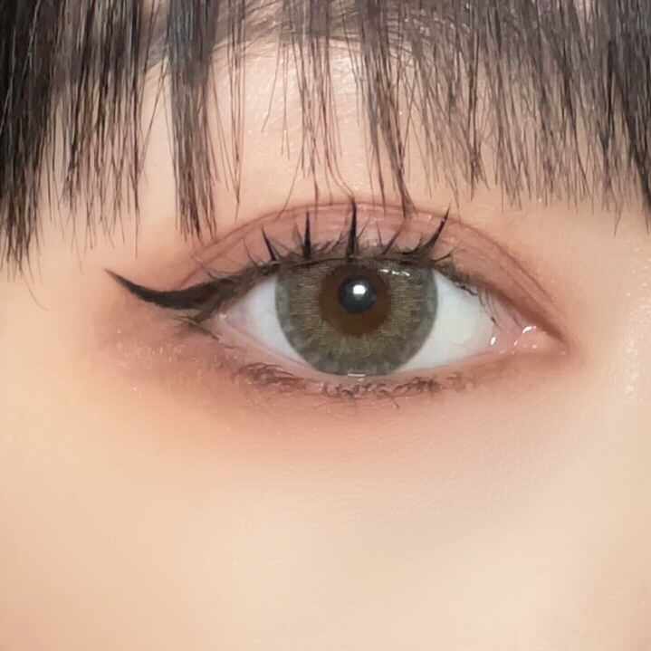 杨**儿:我卖的琥珀棕,欧美感觉