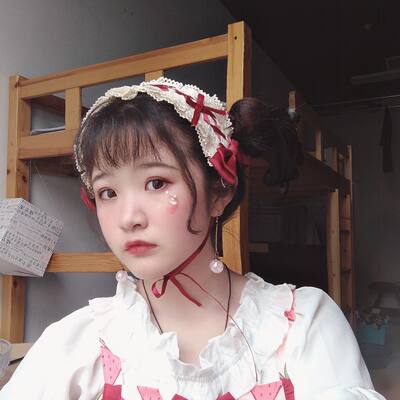 健美创研网红眼影盘闪粉哑光珠光大地色 ins超火平价国货彩妆套装