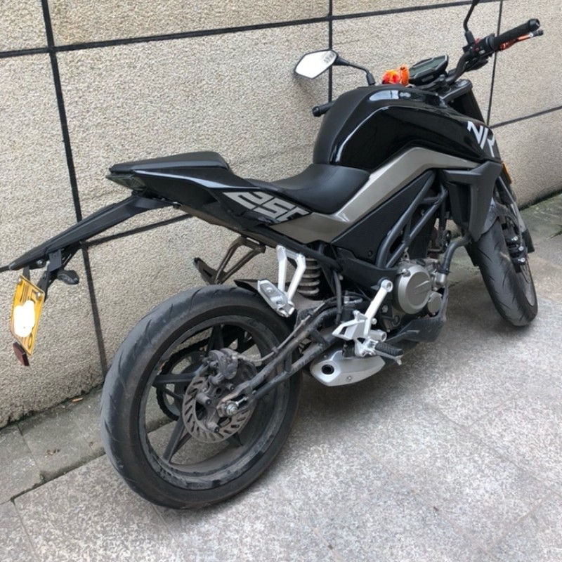 适用于春风250nk改装牌照架nk250摩托车短尾不锈钢车牌架改装配件