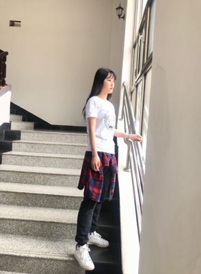 夏季新款男士短袖t恤大码纯棉白色丅上衣服圆领男装半袖潮流体恤