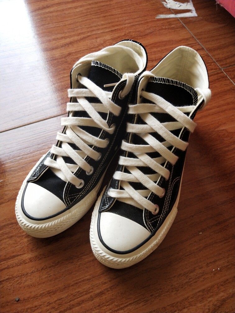 停**2:版型不错,这样的鞋子一般都差不多吧,你的脚不会特别大的话,就