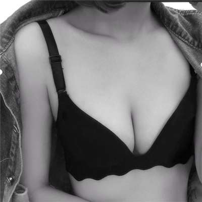 内衣套装女文胸聚拢无钢圈厚薄款性感无痕少女上托小胸胸罩收副乳